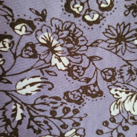 Old Navy Purple Floral V-Neck Sleeveless Tank Top with Ruffled Hems Size Women S - Picture 5 of 9